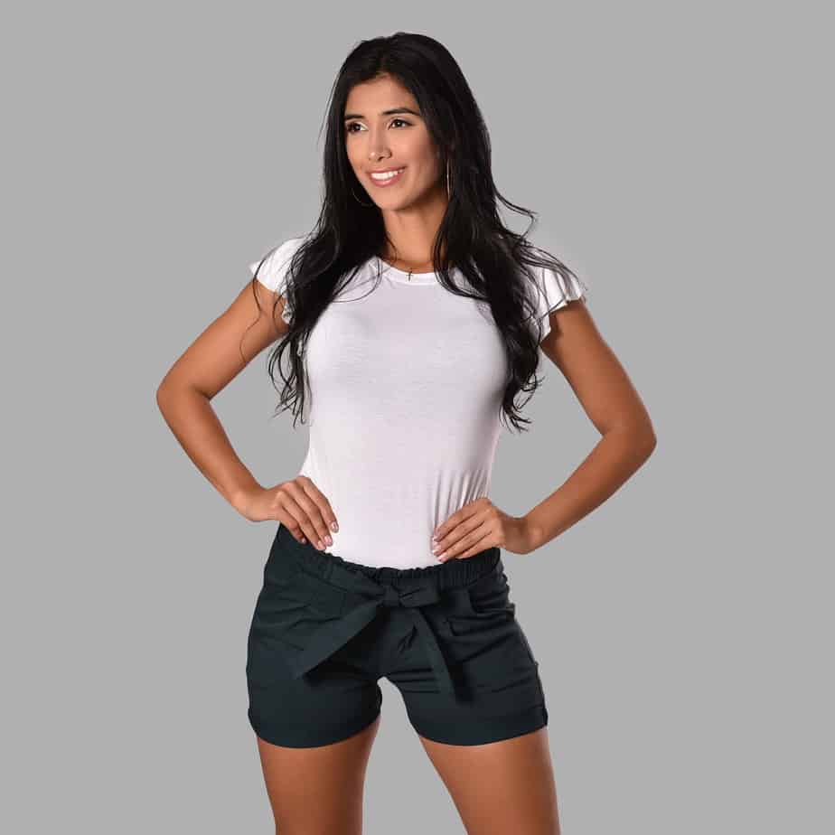 Short De Dama Pretina Resorte Con Bolsillos Colores Basicos Ref. 218