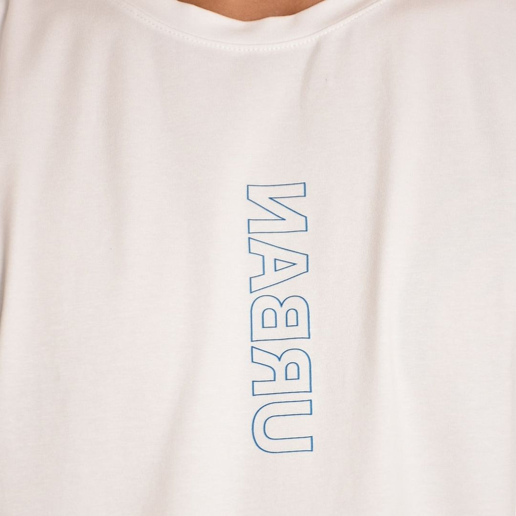 Camiseta Básica Slim Fit en Tela Fría con Estampado Ref. 70141-166