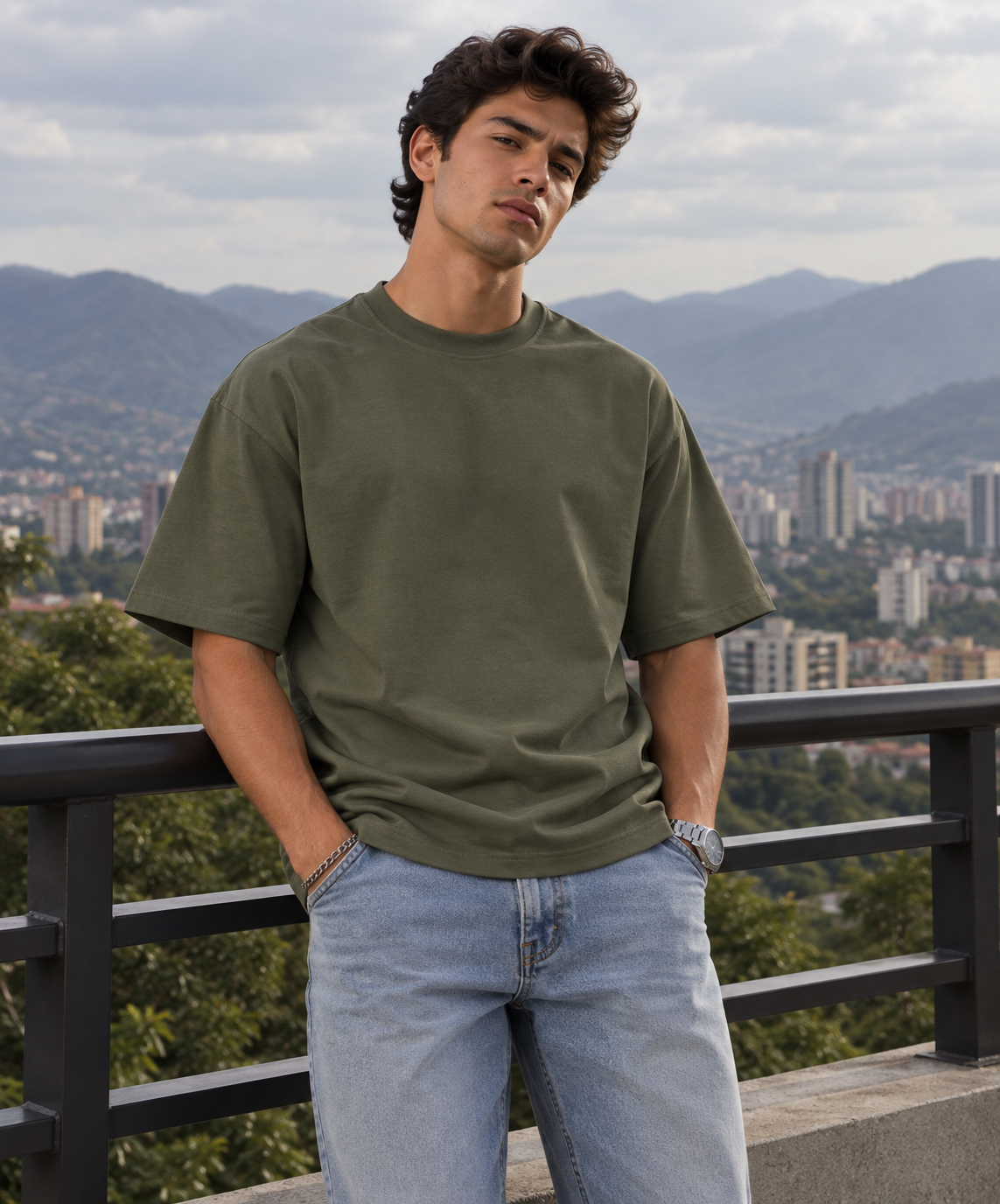 Camiseta Básica Molde Semi-Oversized Tela Malluma Ref. 70212